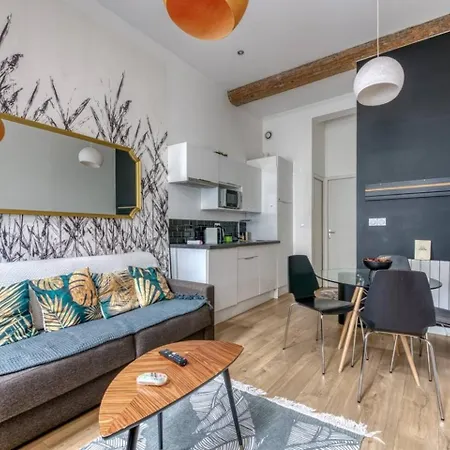 Royal Et Balneo Privatif Apartmán *