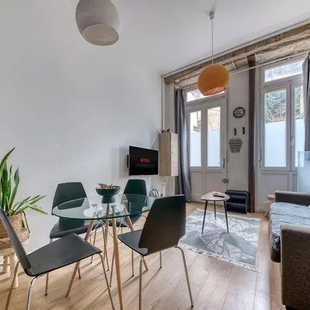 Royal Et Balneo Privatif Apartman